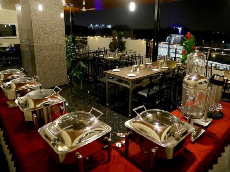 Hotel U.T.Elegance Bangalore Dış mekan fotoğraf