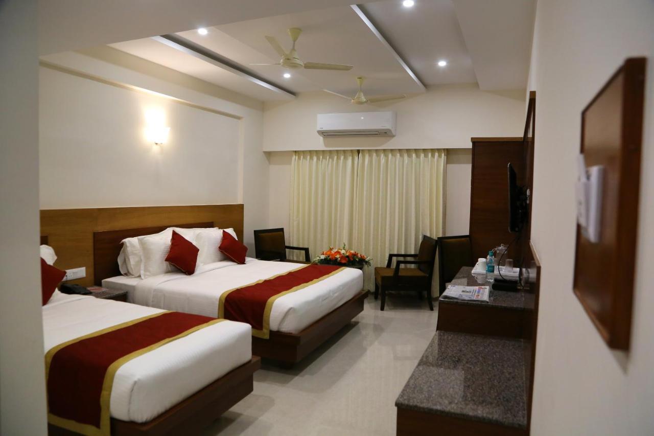 Hotel U.T.Elegance Bangalore Dış mekan fotoğraf