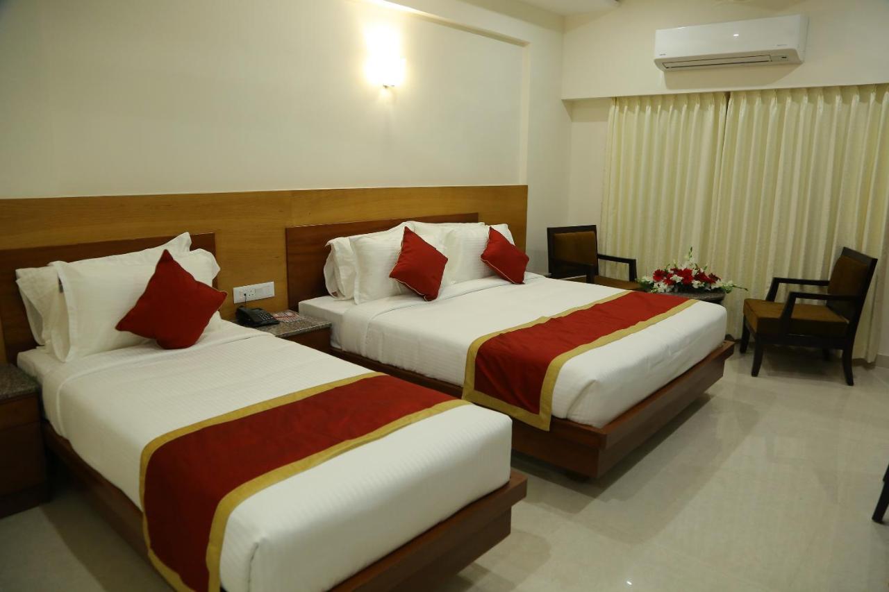 Hotel U.T.Elegance Bangalore Dış mekan fotoğraf