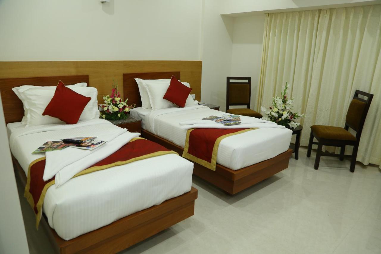 Hotel U.T.Elegance Bangalore Dış mekan fotoğraf
