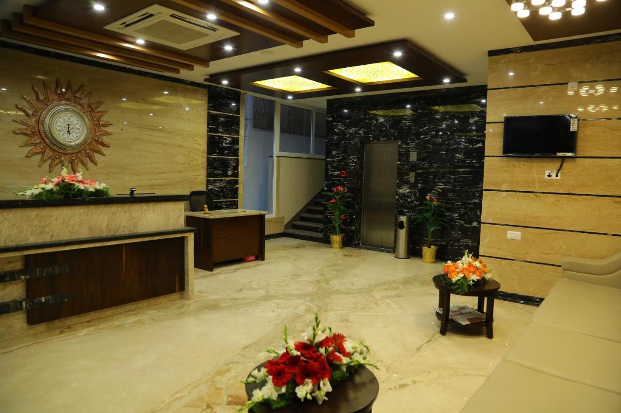 Hotel U.T.Elegance Bangalore Dış mekan fotoğraf